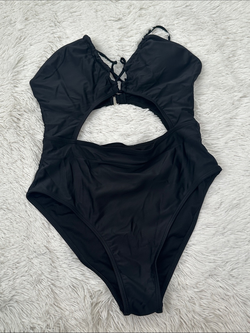 🪎 Amazon Cutout One Piece Swimsuit